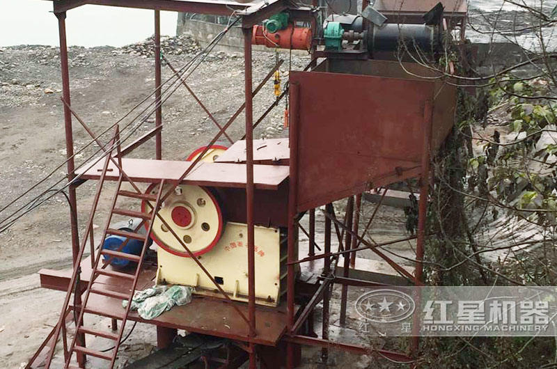 鵝卵石鄂破機現場